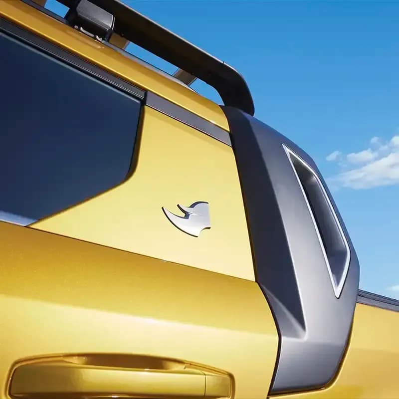 kgm musso ev c-pillar